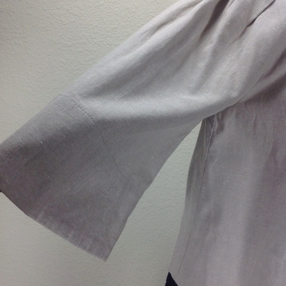 Tex by Max Azria Tan Open Front Bell Sleev… - Picture 6 of 8